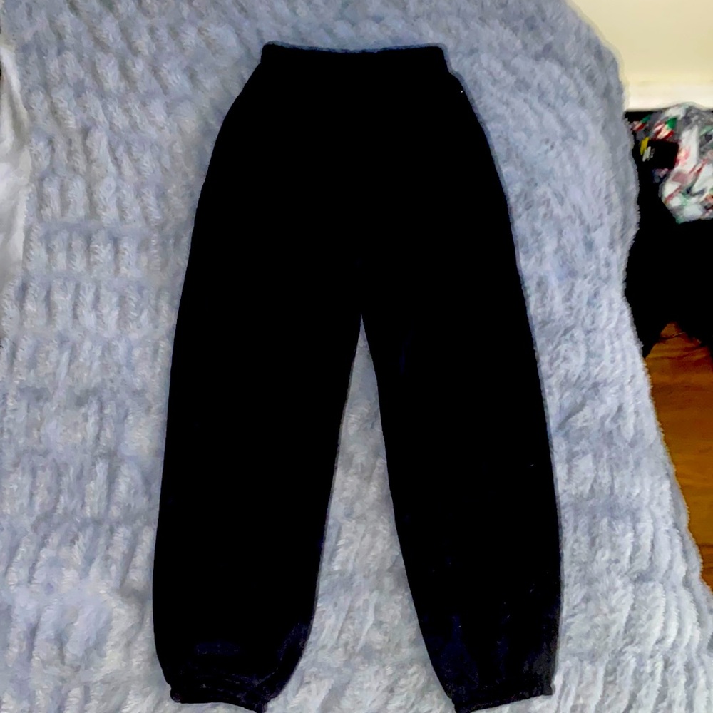Black sweatpants